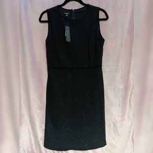 🖤 Talbot's Black sheath velvet polka dot dress